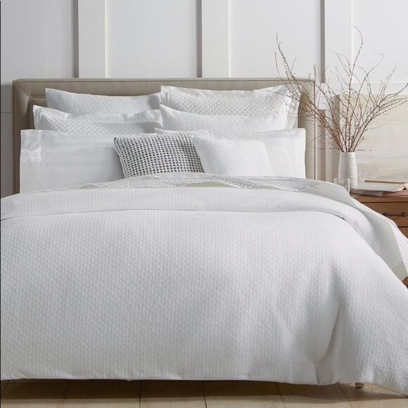 Diamond Dot 300-Thread Count 3-Pc. Full/Queen Comforter Set. Color: White - Picture 1 of 6